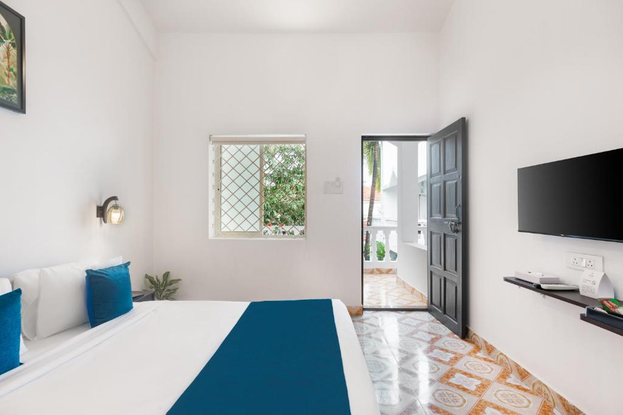 8fold by larisa siolim