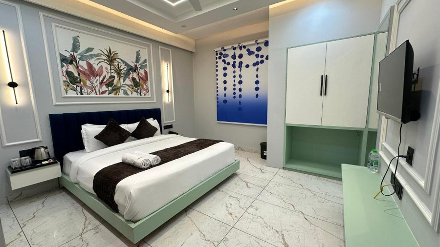 The Hotel Phoenix Inn,,3 star