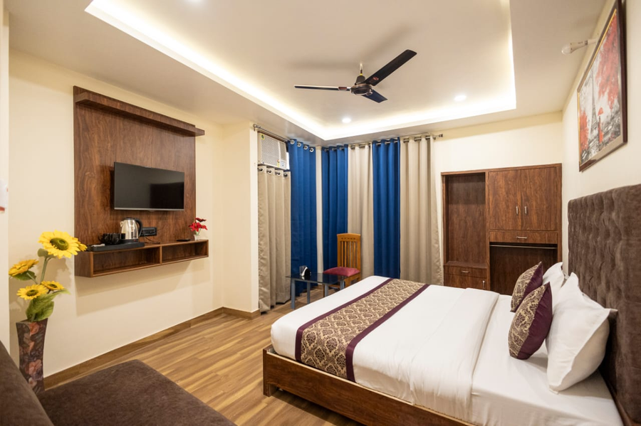 hotel kamal palace lucknow