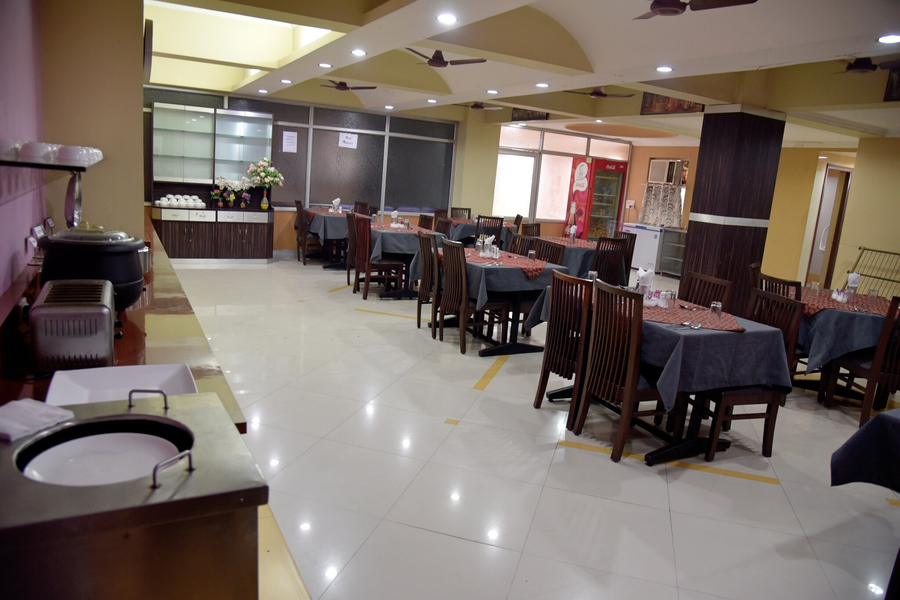 Hotel Heeralal, Bikaner,Station Road,3 star