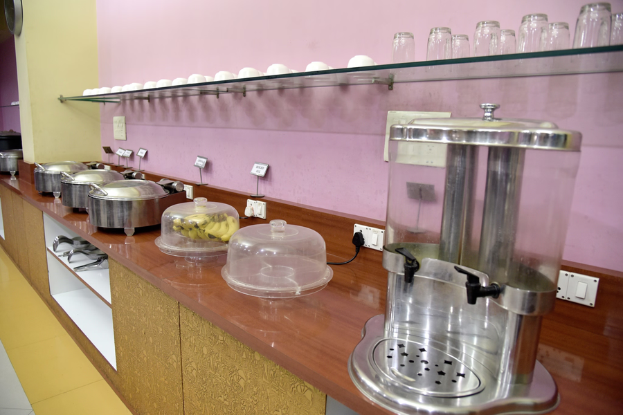 Hotel Heeralal, Bikaner,Station Road,3 star