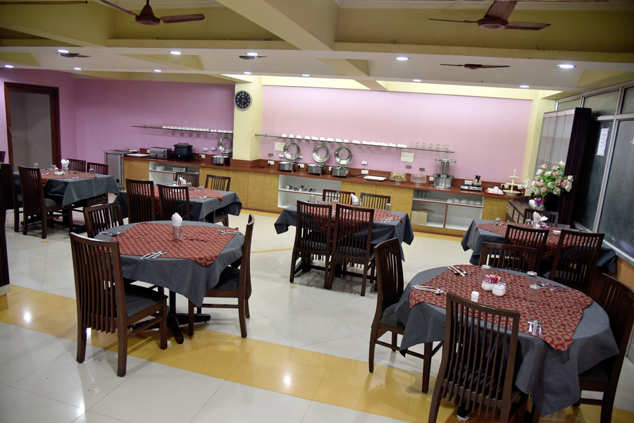 Hotel Heeralal, Bikaner,Station Road,3 star