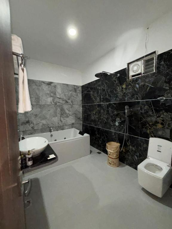 The Silk Route Resort,,3 star