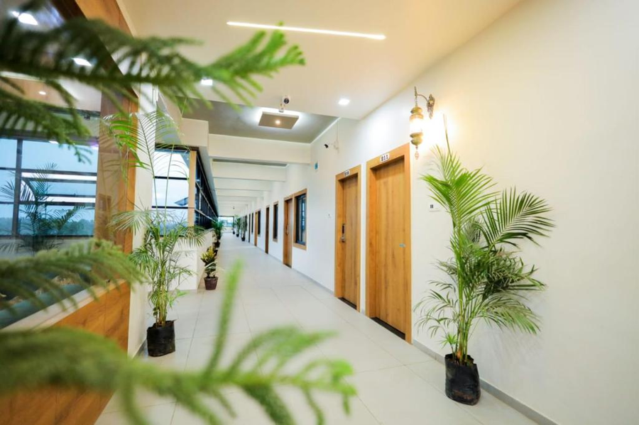 Hotel The Premier Somnath,Bhalpara Part,3 star