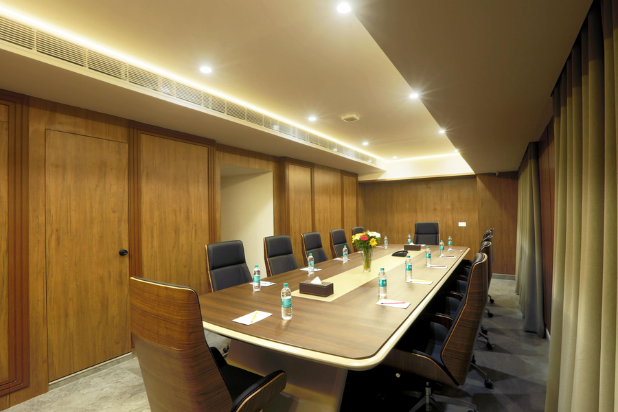 The Hoften Sterling Plaza, Near Bangalore Airport,,3 star