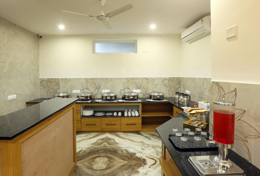 The Hoften Sterling Plaza, Near Bangalore Airport,,3 star