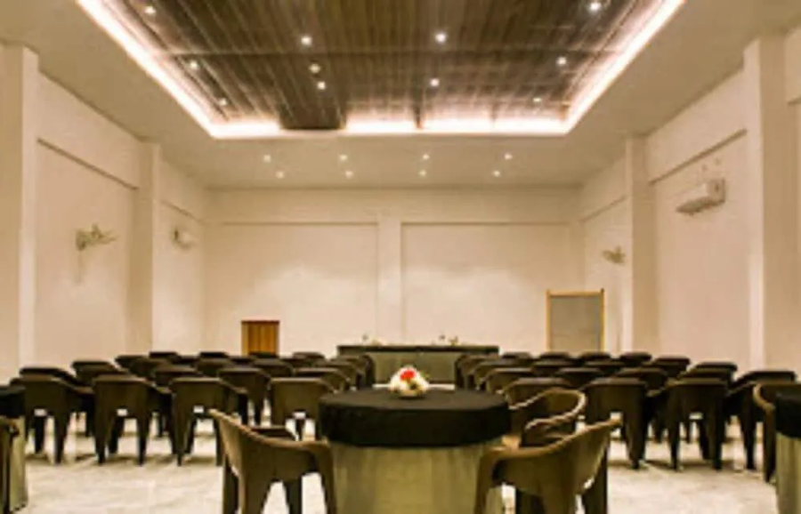 Tribhav Corbett Bliss Resort,,4 star