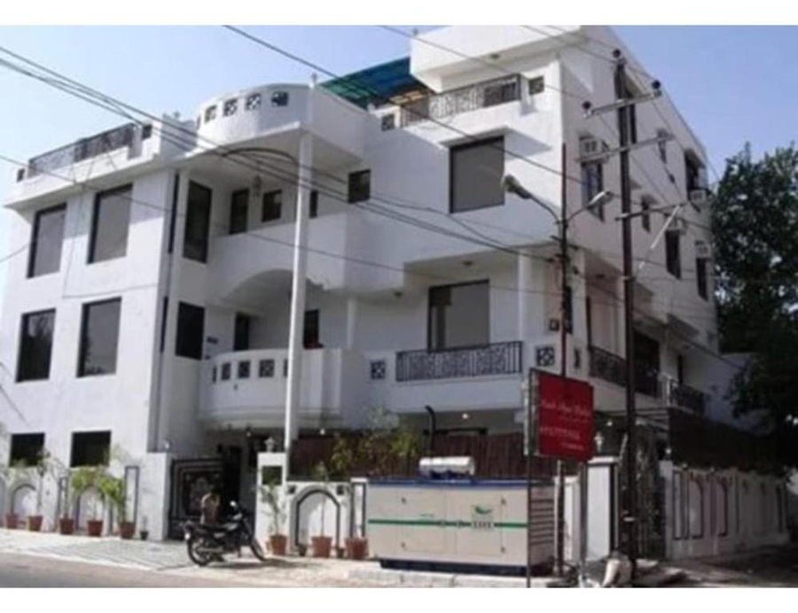 hotel maharaja palace