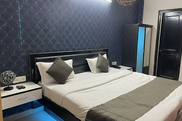 Hotel Viraj Residency,New Friends Colony,3 star