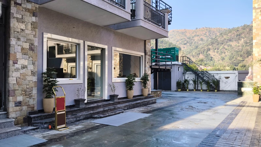 amritara chakra river resort