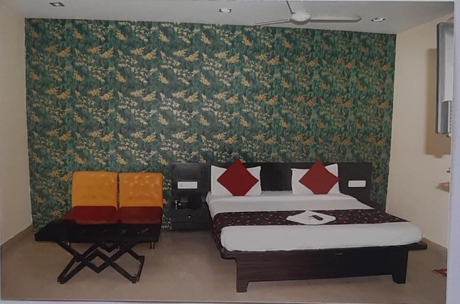 Hotel Welfare Club,,3 star