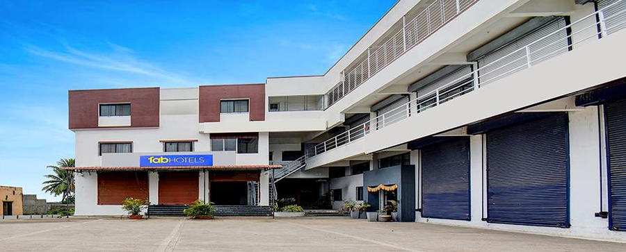 Fabhotel Sai Charan,,3 star