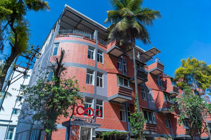 loop hostels silkboard