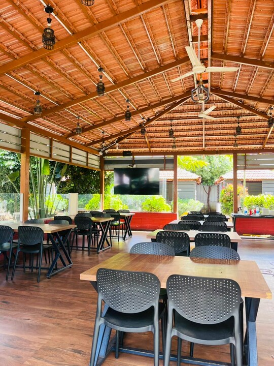 Hotel Kabab Junction,,3 star