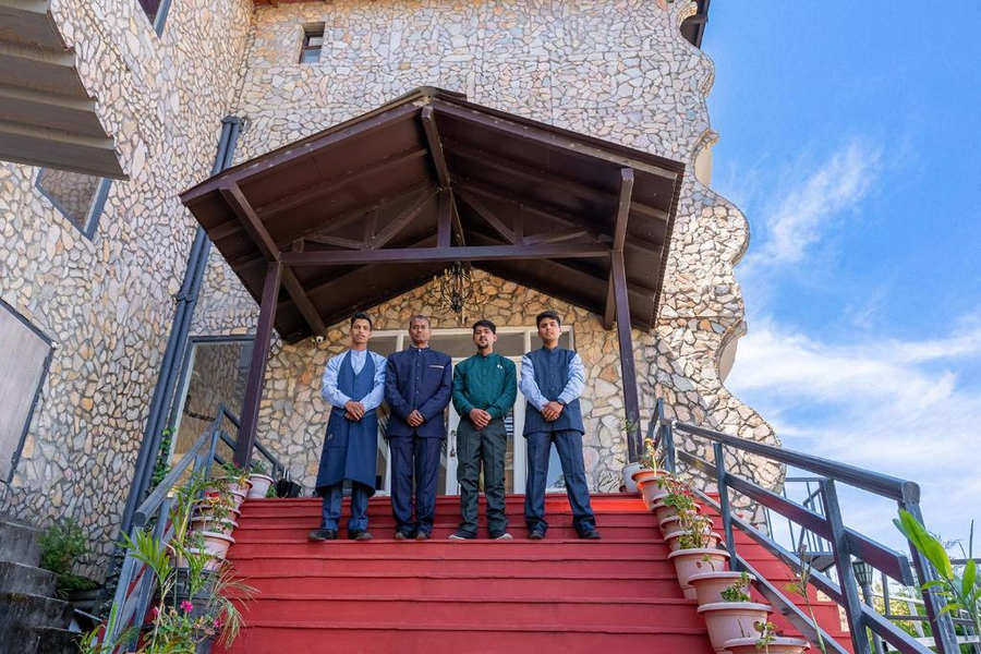 himalayas resort by the lake hill