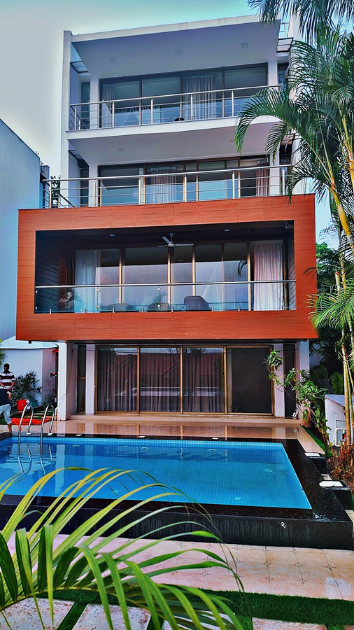 Hr Villa One,,3 star
