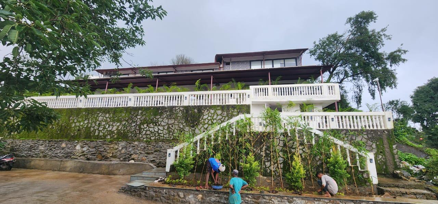 hotel sharna the laxman niwas