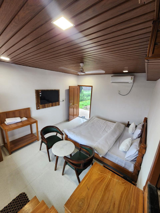 Hotel Sharna The Laxman Niwas,,3 star