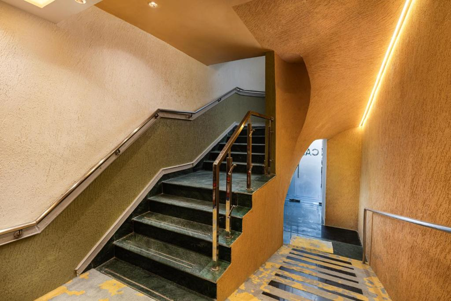 asar capoors hotel hazratganj by orion hotels