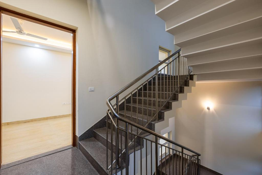 Limewood Signature -Huda City Center,Sector 43,3 star