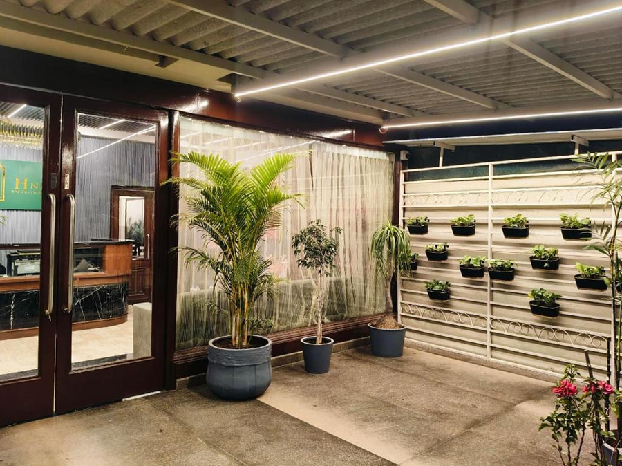 hnm the boutique hotel