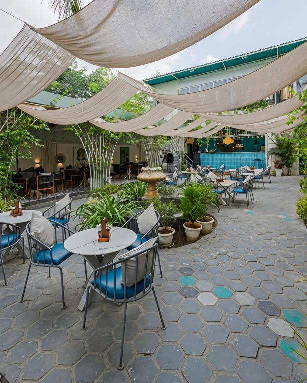 hnm the boutique hotel