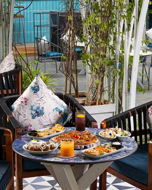 hnm the boutique hotel