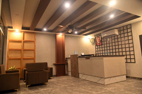 Aarush Hotel And Resort,,3 star