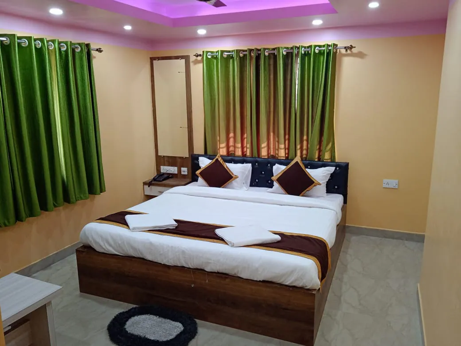 Hotel Tara Darshan,,3 star