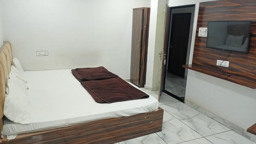 Hotel Anmol Palace,,3 star