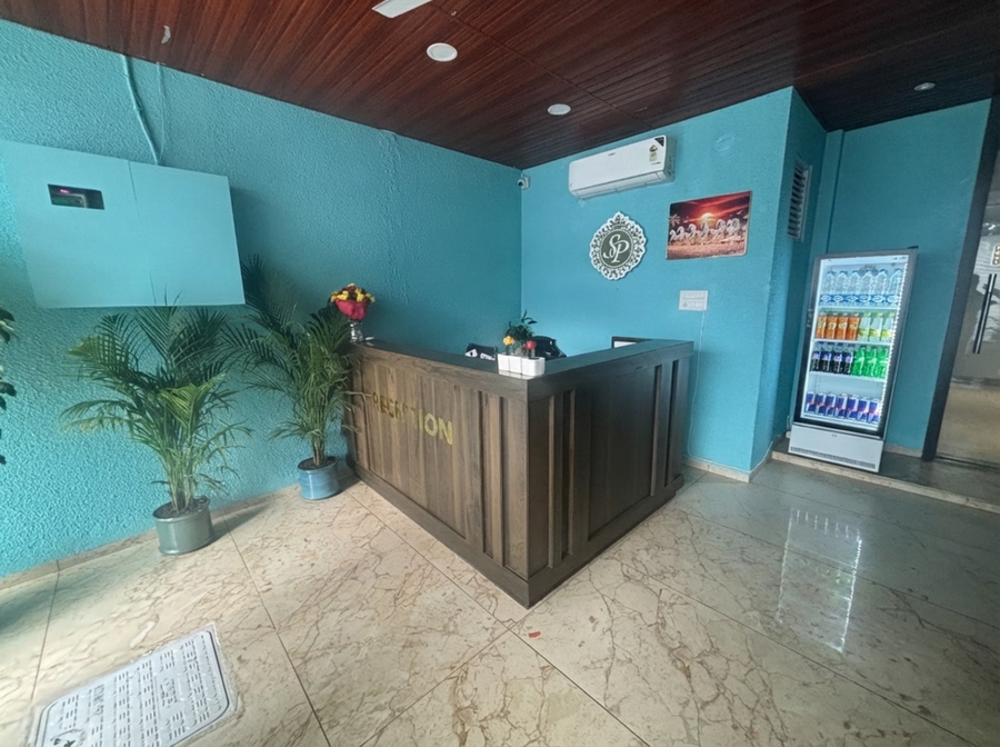 Hotel Shaurya Palace,,3 star