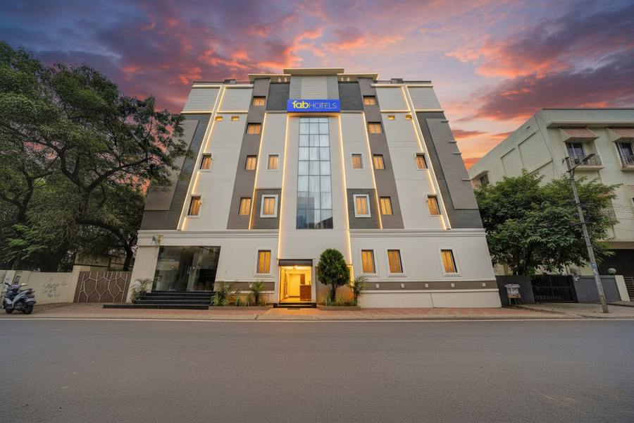 Fabhotel Pushpa Grand,,3 star