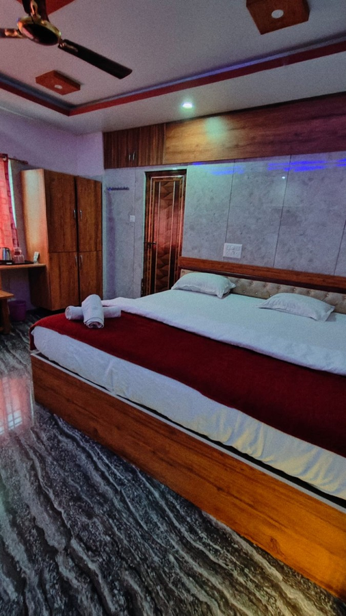 Aryan Residency,,2 star