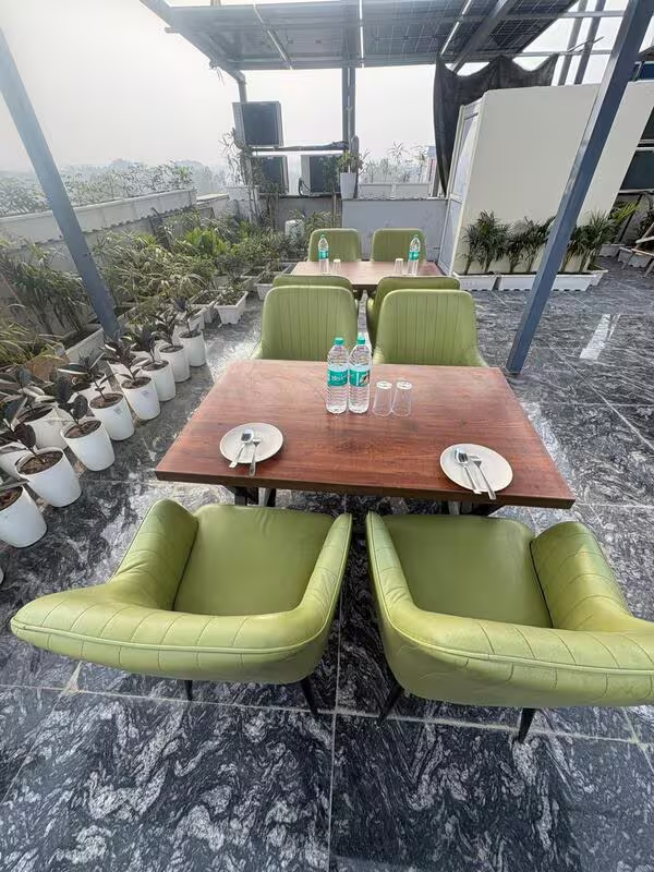 Maxx Elite,Udyog Vihar,3 star