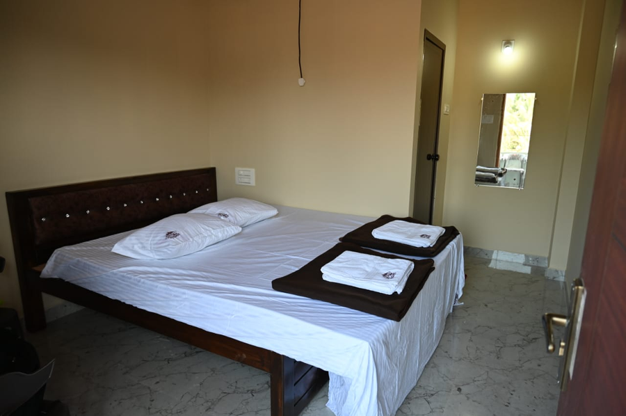 Highway Heaven,Mavalli,3 star