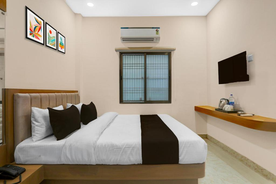 Super Hotel O Dashashwamedh Ghat Varanasi,,4 star