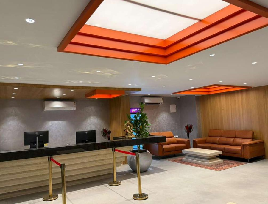 Kola’S Grand - Hotel & Convention Center,,2 star