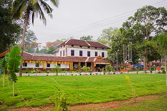 Chithrapuri Heritage Hotel,Palakkad,3 star