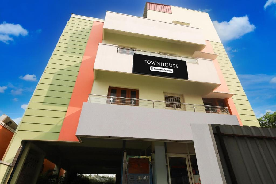 super townhouse koyambedu metro station chennai formerly sr residency