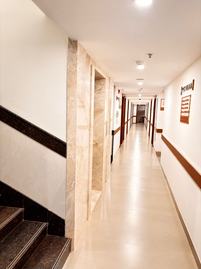 Gopuram Grand,Madurai Main,3 star