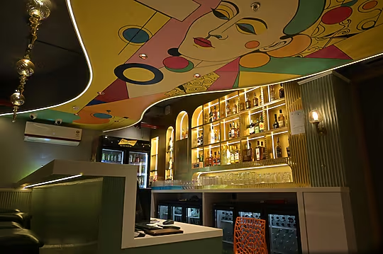 Hotel Spotlight,,3 star