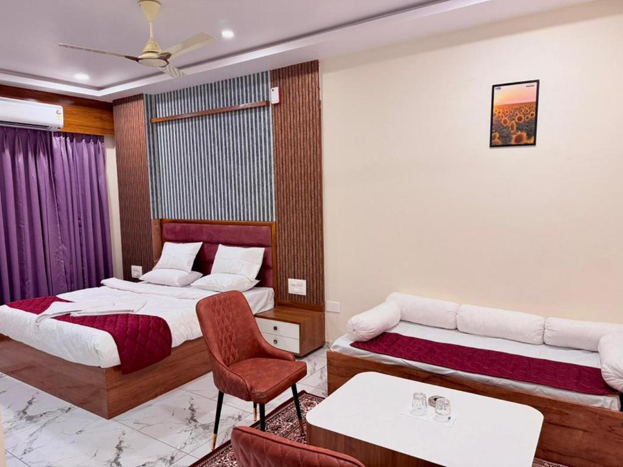 Hotel Travel Inn,,2 star