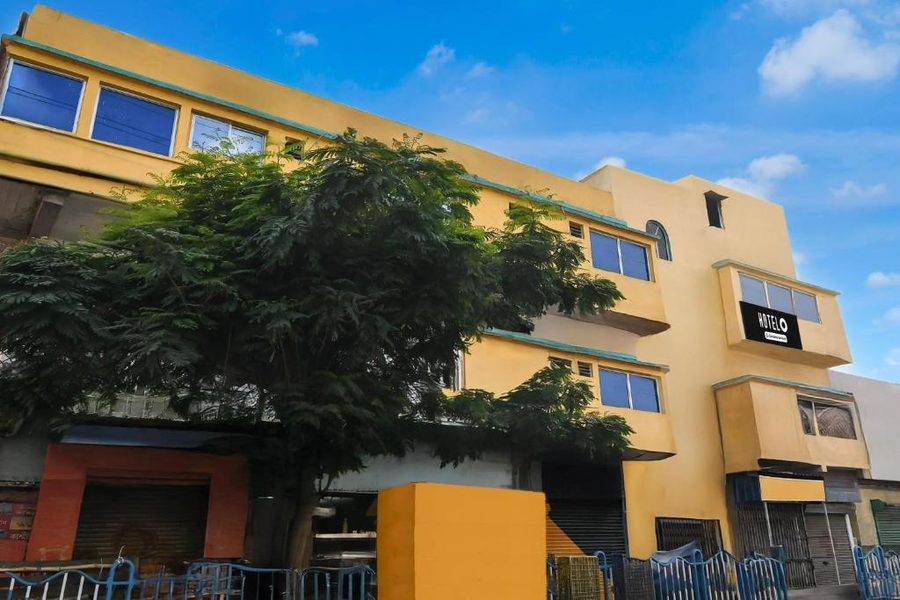 Super Hotel O Madhyamgram Railway Junction Formerly Dreamland,,3 star