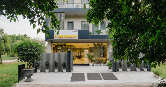 Y Stays By Lime Tree Hotels , Greater Noida Nearby India Expo Centre And Mart,Ansal Golf Link -1,4 star