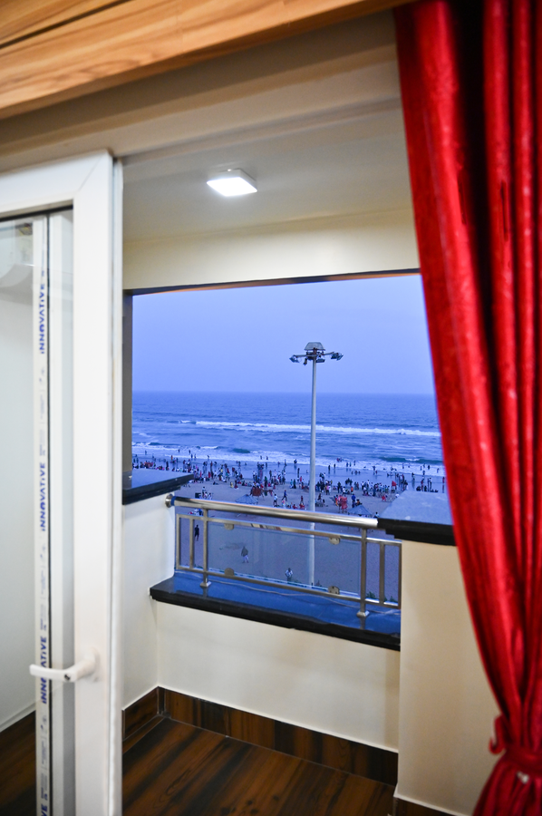 The Sea Valley Beach Front Hotel,,3 star