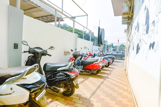 Fabhotel Benz Destination,Candolim Beach-North Goa,3 star