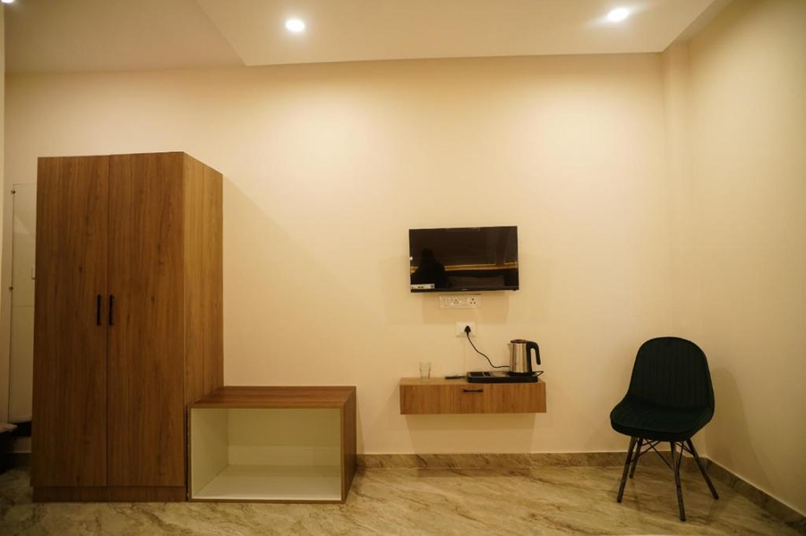 The Manthan Hotel - City View,,3 star