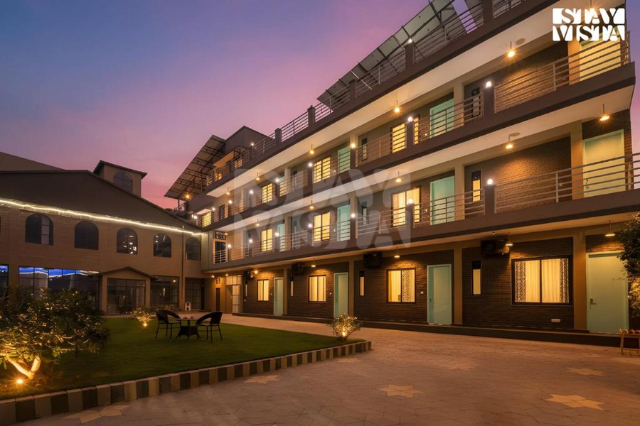 Stayvista At The Vara House,Maheshpur,3 star