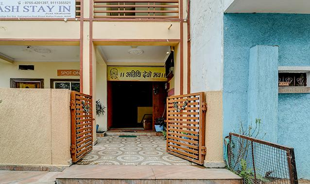 Fabhotel Yash Stay Inn,HOSHANGABAD ROAD,3 star