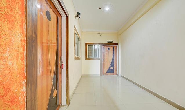 Fabhotel Yash Stay Inn,HOSHANGABAD ROAD,3 star